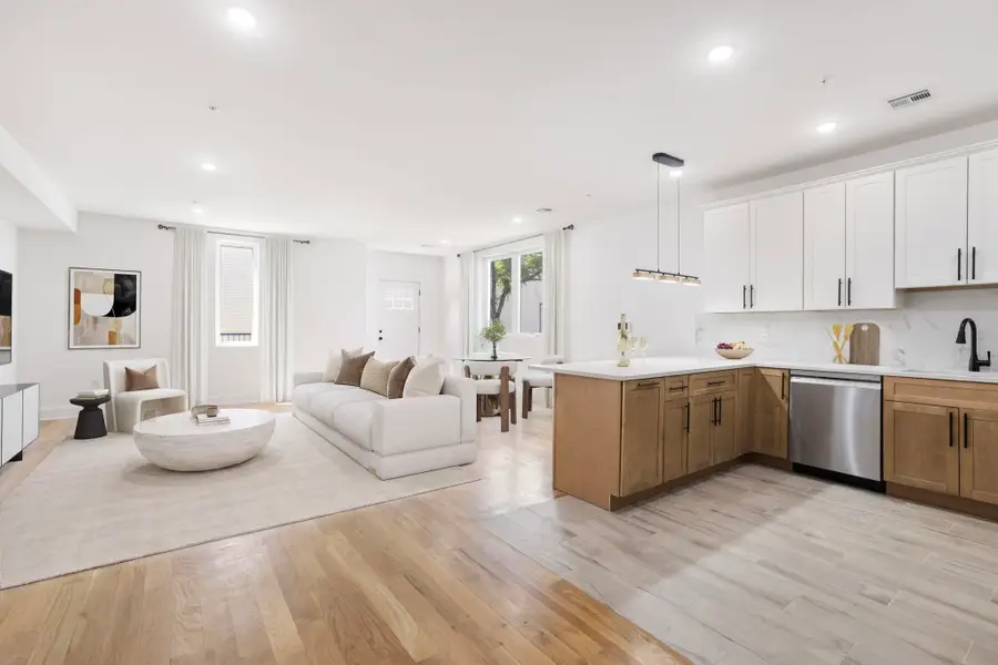1001 SUMMIT AVE #2, Jersey City, NJ 07307 - #2