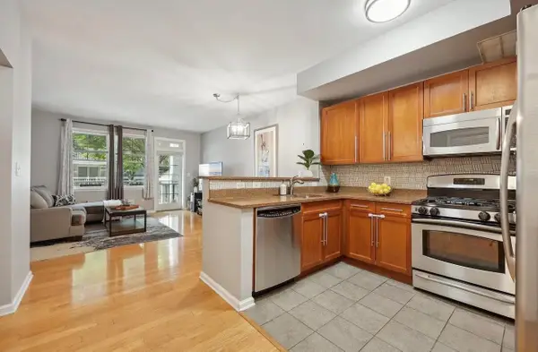 4 CONSTELLATION PL #112, JC, Greenville, NJ 07305
