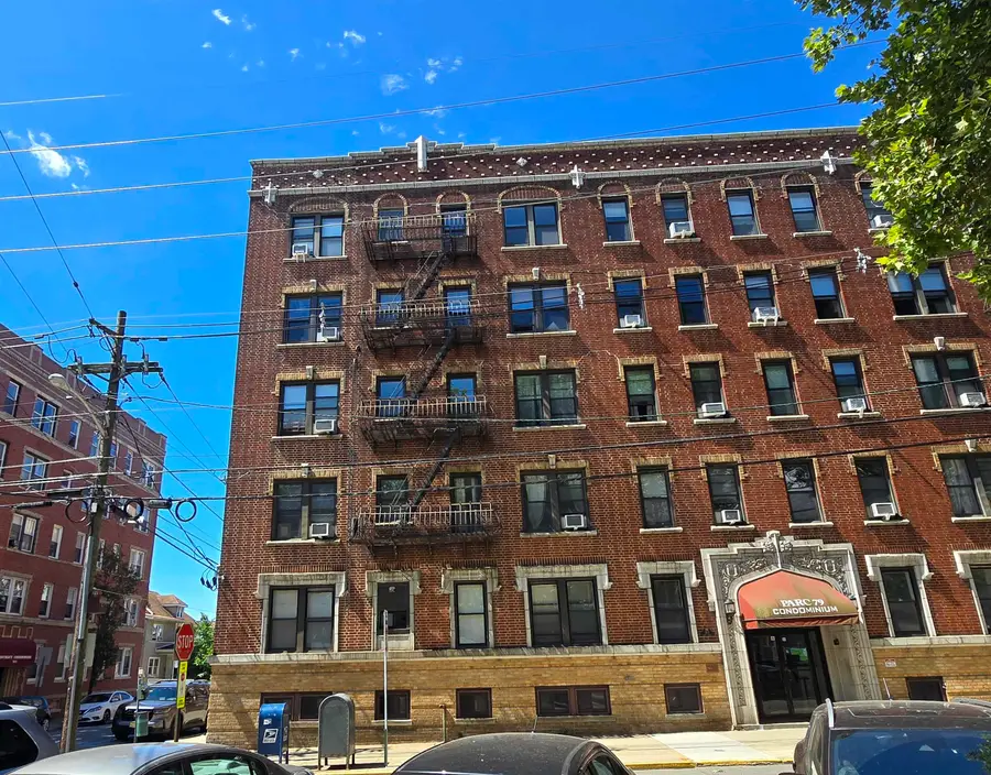 301 79TH ST #D4, North Bergen, NJ 07047 - #2