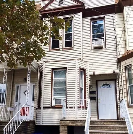 214 1/2 BOWERS ST, Jersey City, NJ 07307 - #1