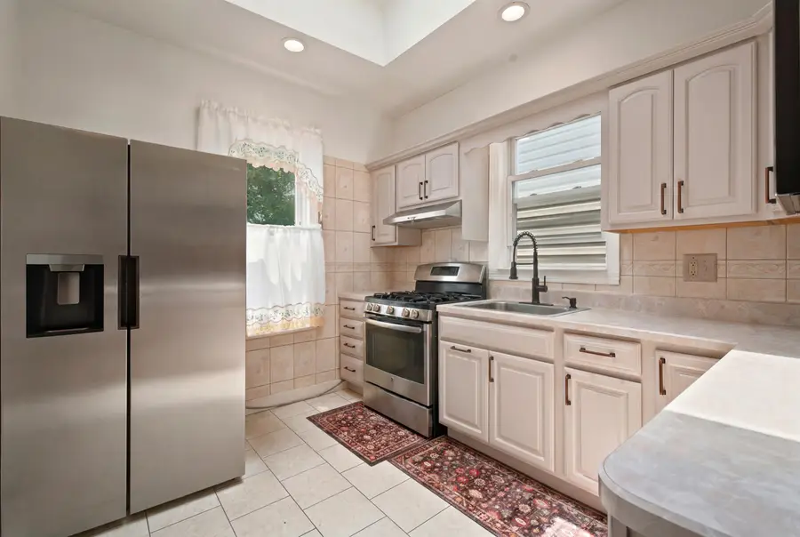 243 JEWETT AVE, Jersey City, NJ 07304 - #3