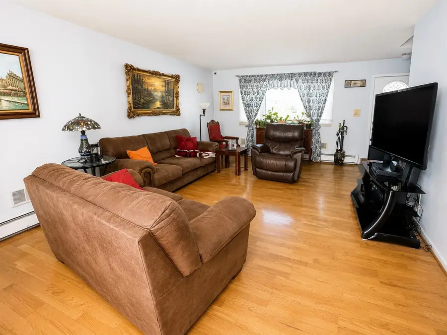 49 FRANCES AVE, Hopatcong, NJ 07874 - #2