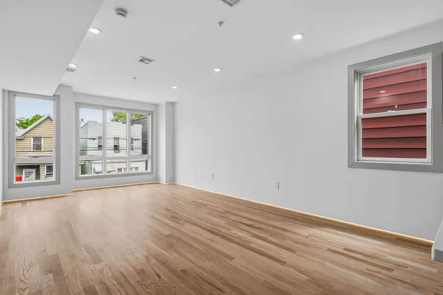 161 WOODLAWN AVE #B, Jersey City, NJ 07305 - #2