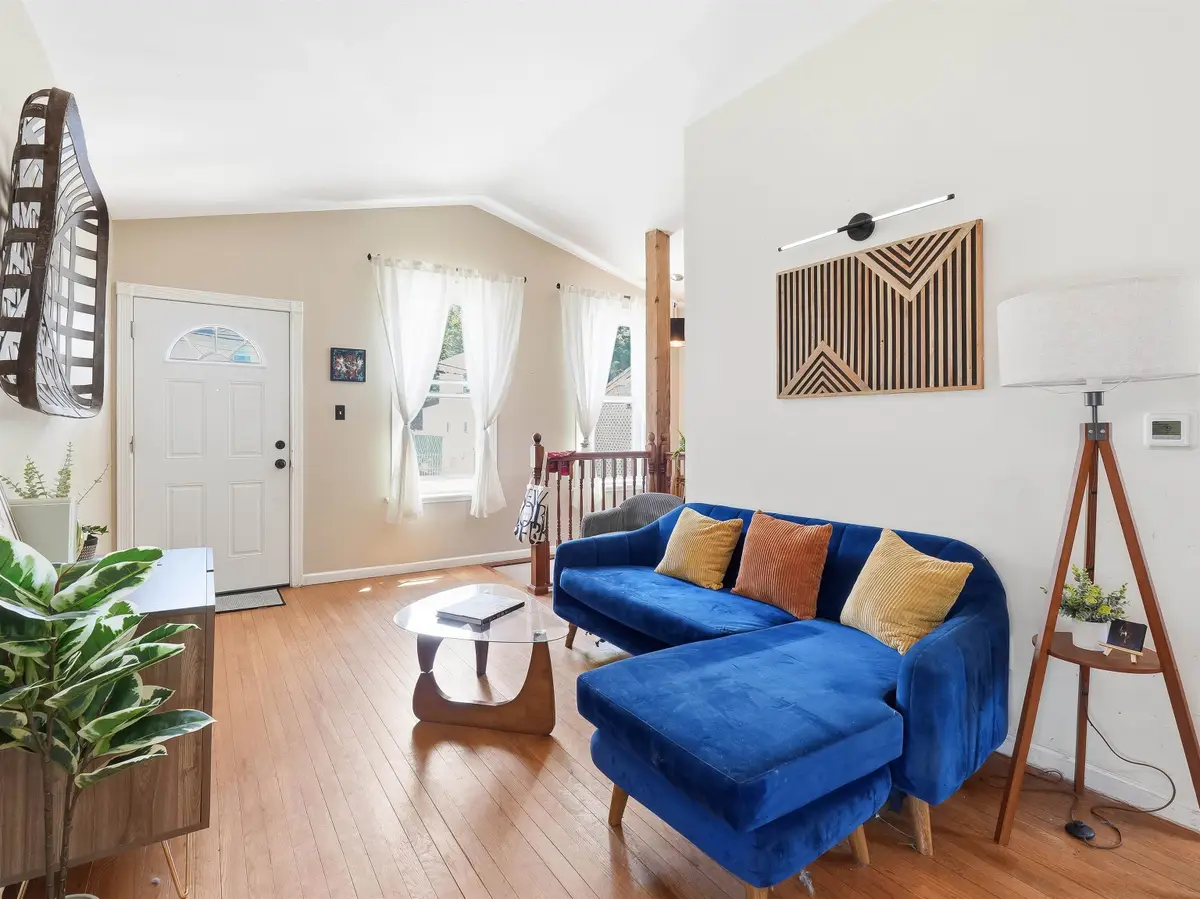 211 PLAINFIELD AVE, Jersey City, NJ 07306 - #1