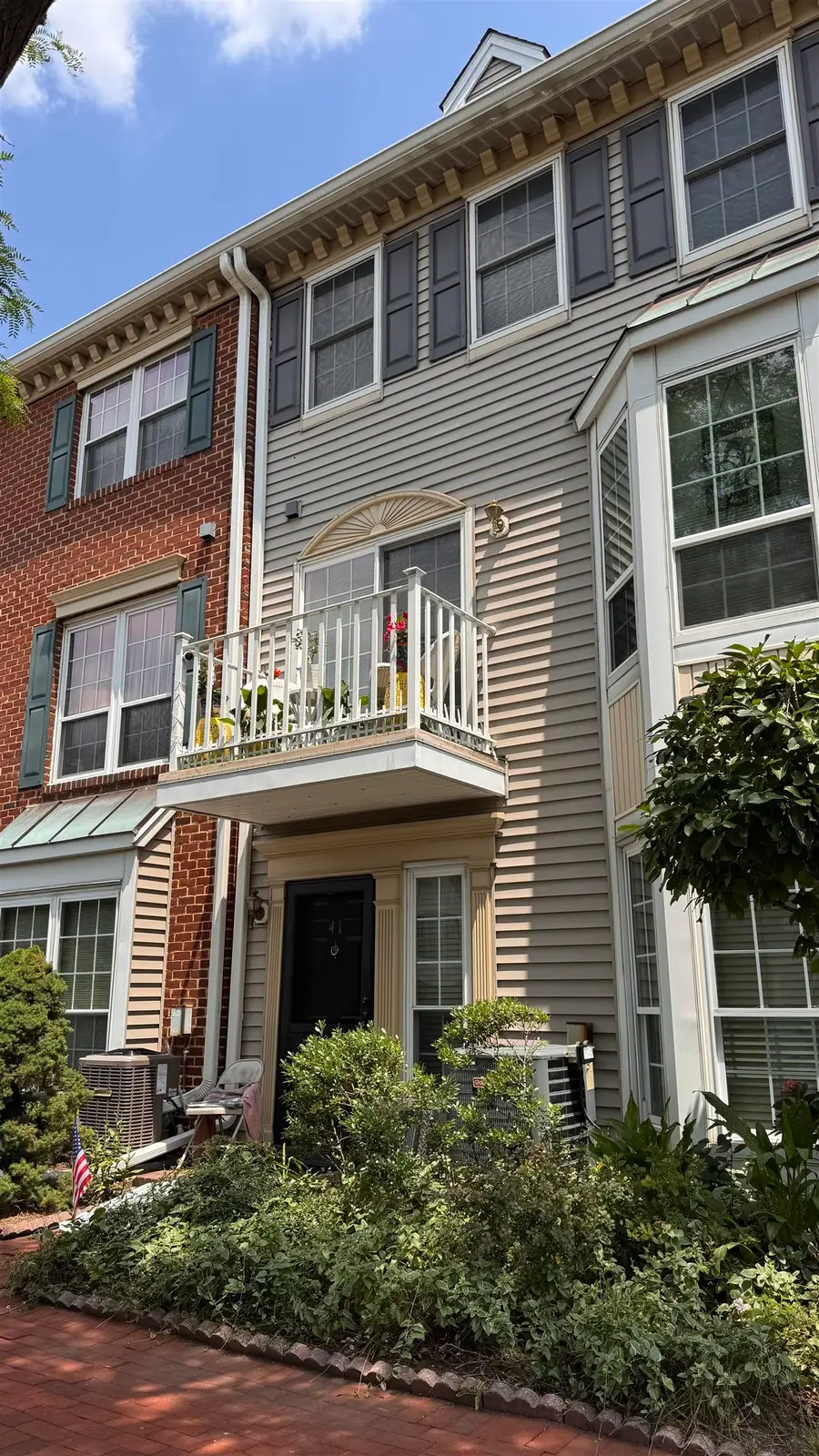 40 HOLLY ST, Jersey City, NJ 07305 - #2