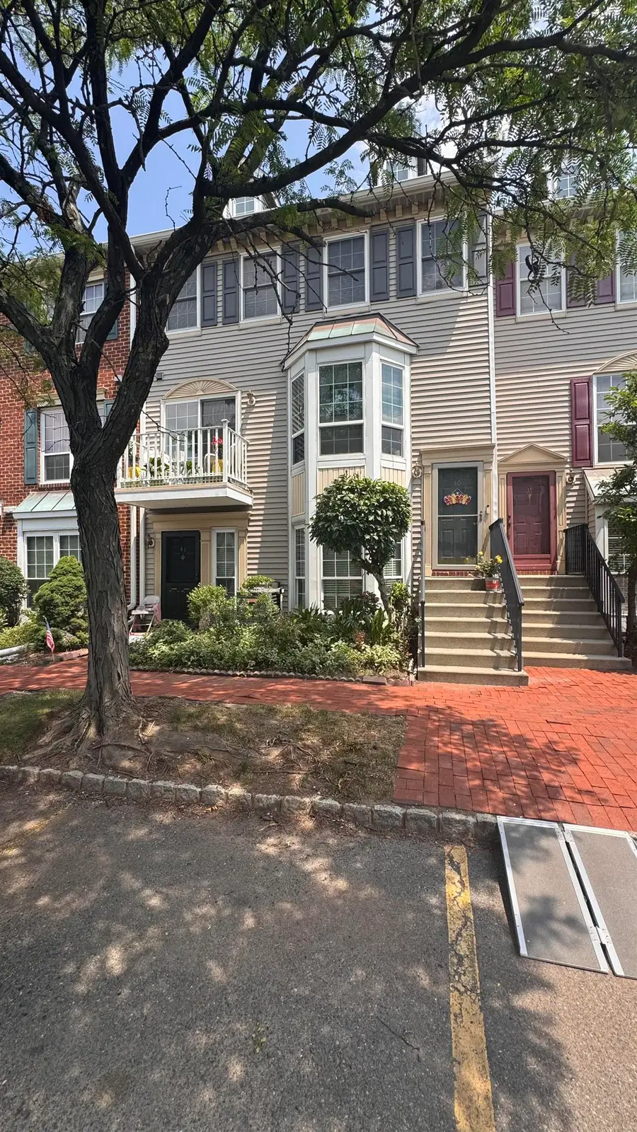 40 HOLLY ST, Jersey City, NJ 07305 - #3