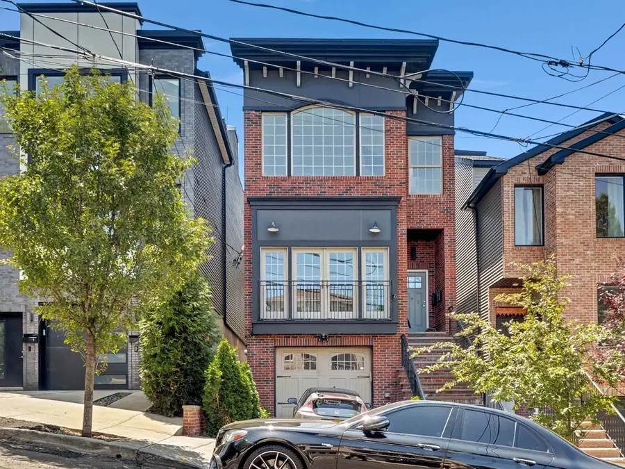 197 LINCOLN ST #2, Jersey City, NJ 07307-4308 - #2