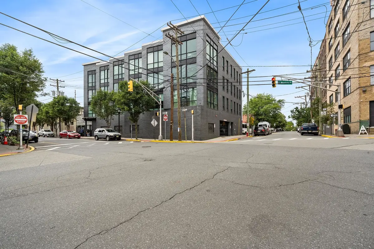 1601 MANHATTAN AVE #203, Union City, NJ 07087 - #1