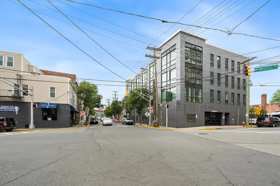1601 MANHATTAN AVE #203, Union City, NJ 07087 - #2