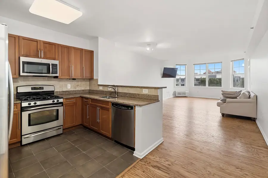 30 FREEDOM WAY #407, Jersey City, NJ 07305 - #3