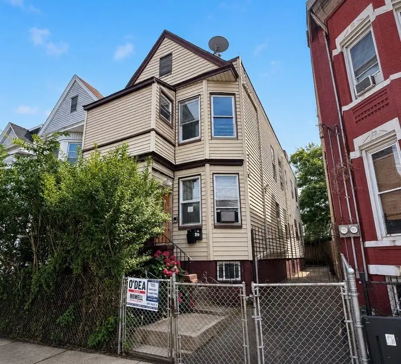 127 KEARNEY AVE, Jersey City, NJ 07305 - #1