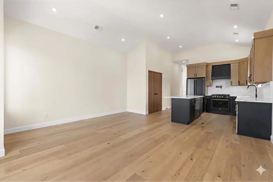79 EAST 23RD ST #2, Bayonne, NJ 07002 - #2