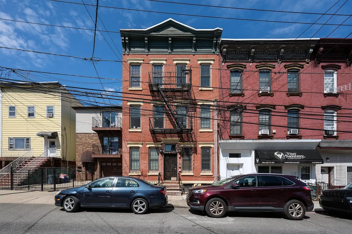 96 BOWERS ST #2L, Jersey City, NJ 07307 - #1