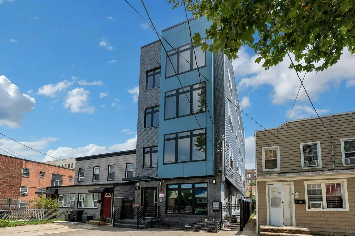 76 CORBIN AVE #1, Jersey City, NJ 07306 - #1