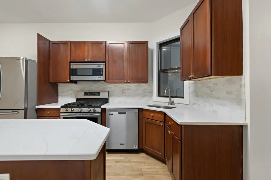340 PAVONIA AVE #102, Jersey City, NJ 07302 - #3