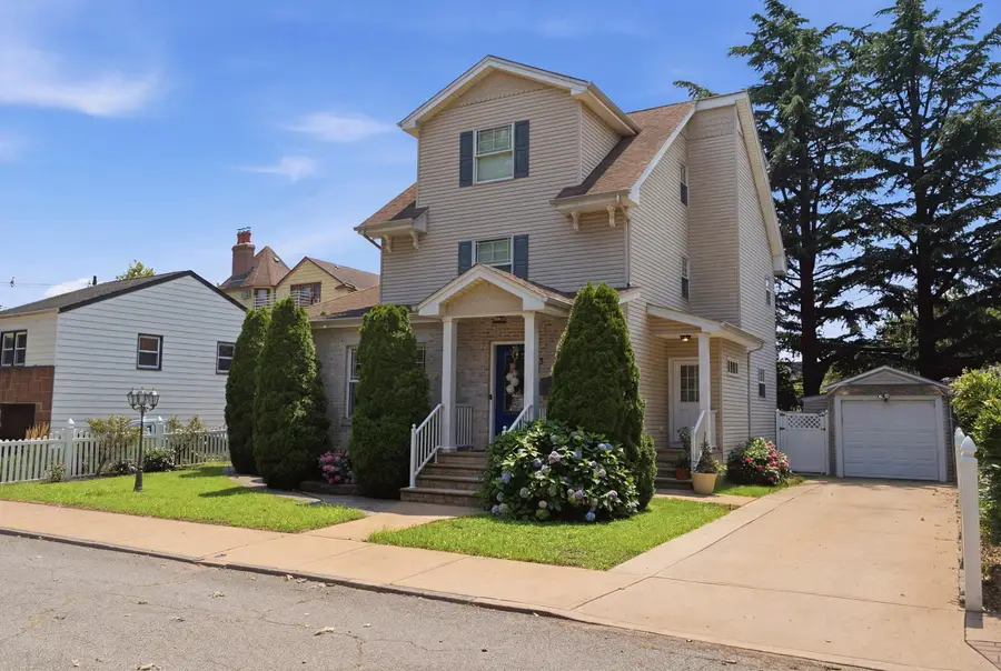 2 HOWARD PL, Bayonne, NJ 07002 - #2