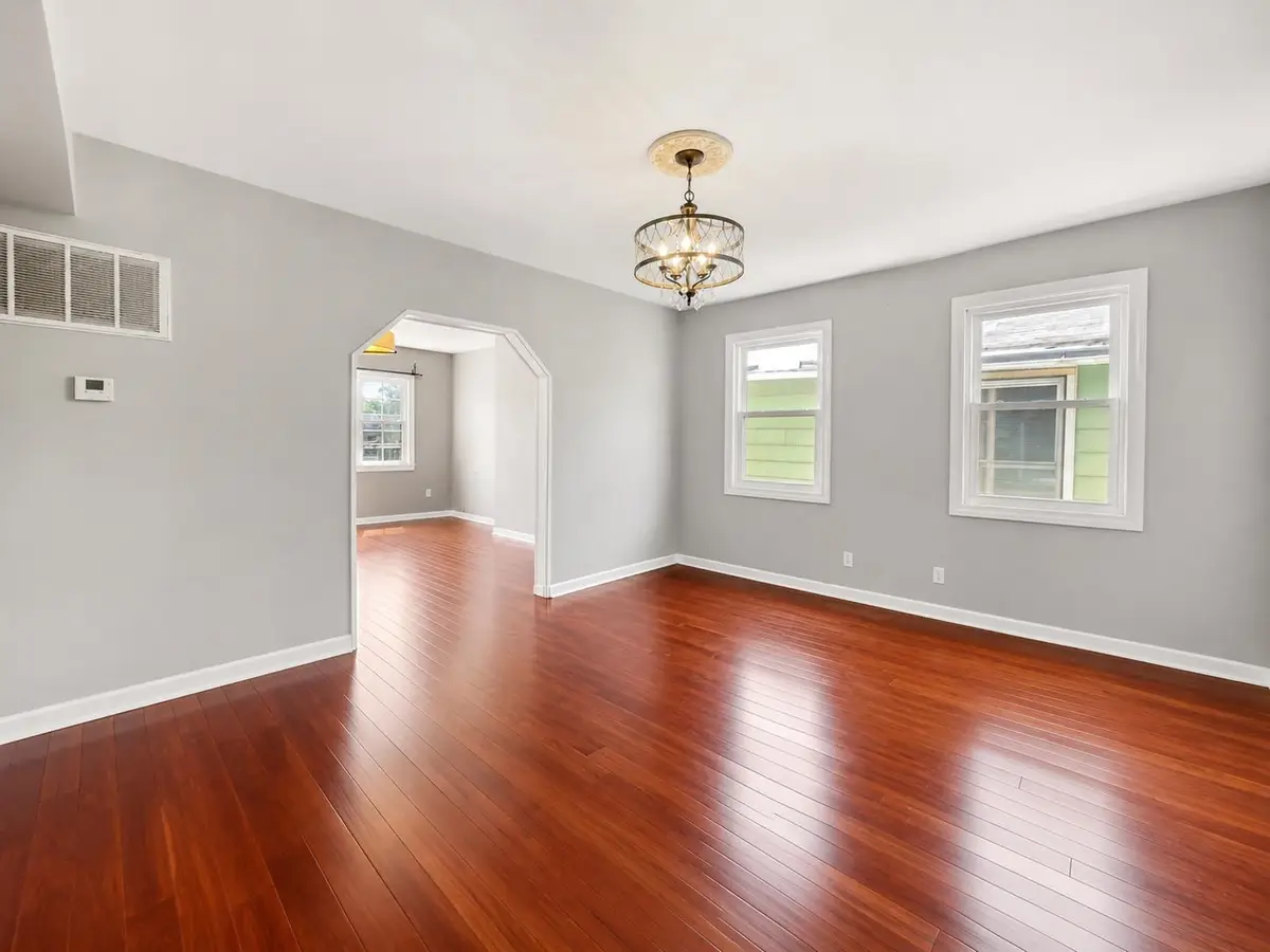 19 WEST 9TH ST, Bayonne, NJ 07002 - #1