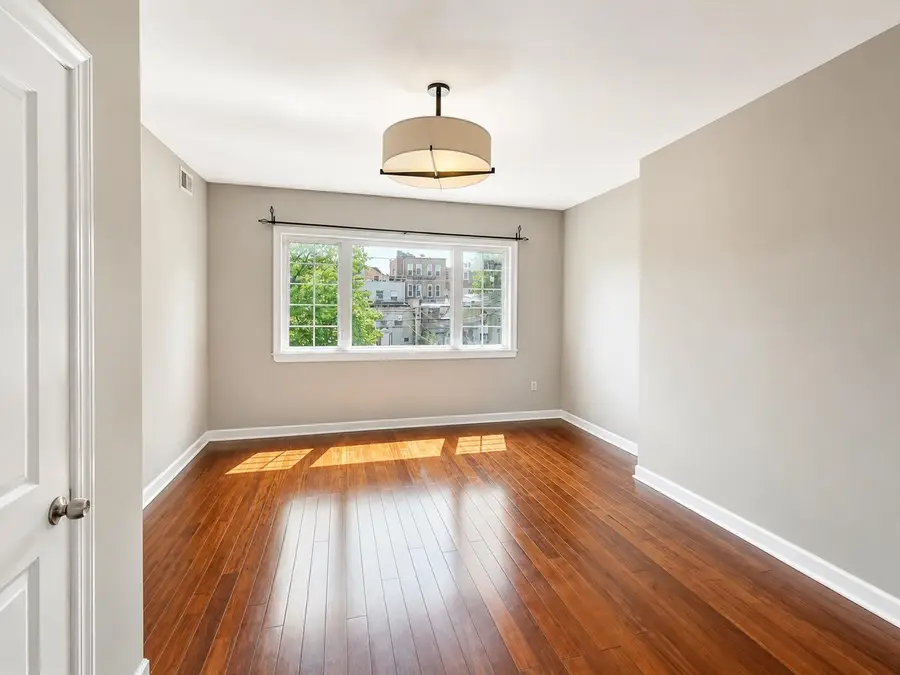 19 WEST 9TH ST, Bayonne, NJ 07002 - #2