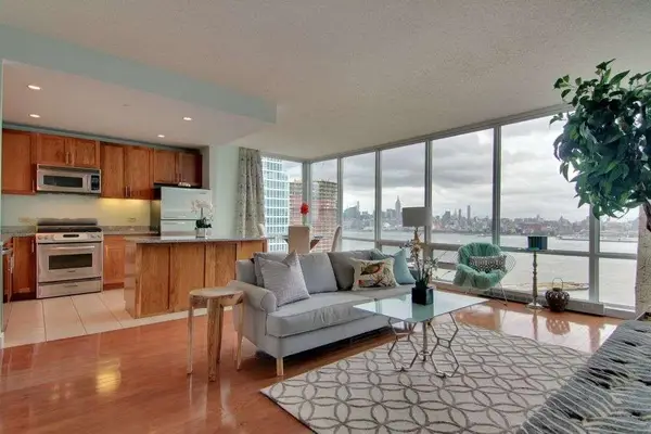 20 NEWPORT PARKWAY #2507, JC, Downtown, NJ 07310