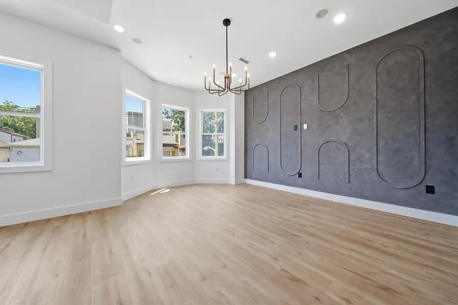 892 SUMMIT AVE #3, Jersey City, NJ 07307 - #3