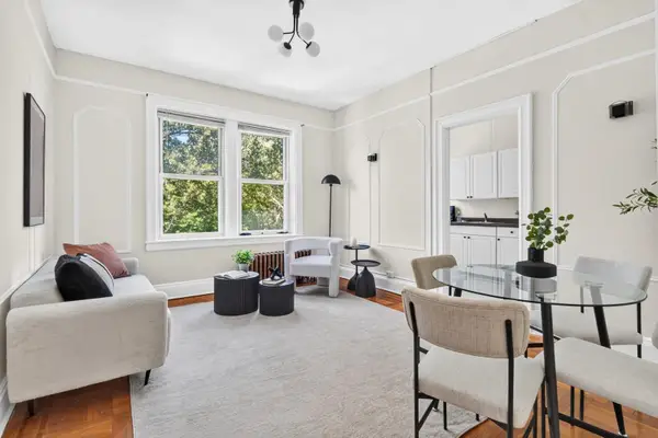 122 WEST 39TH ST #D2, Bayonne, NJ 07002