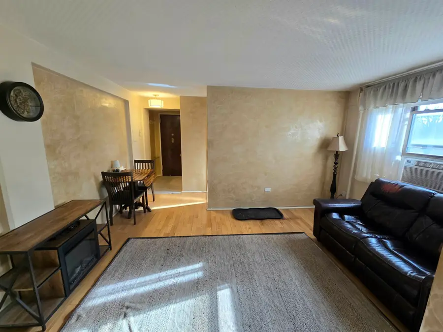 8811 BERGENLINE AVE #33, North Bergen, NJ 07047 - #2