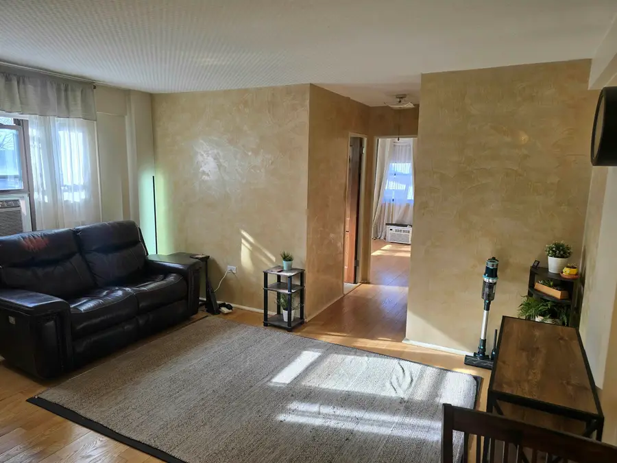 8811 BERGENLINE AVE #33, North Bergen, NJ 07047 - #3