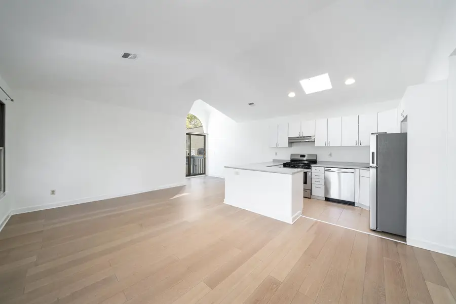 79 SHERMAN PL, Jersey City, NJ 07307 - #3
