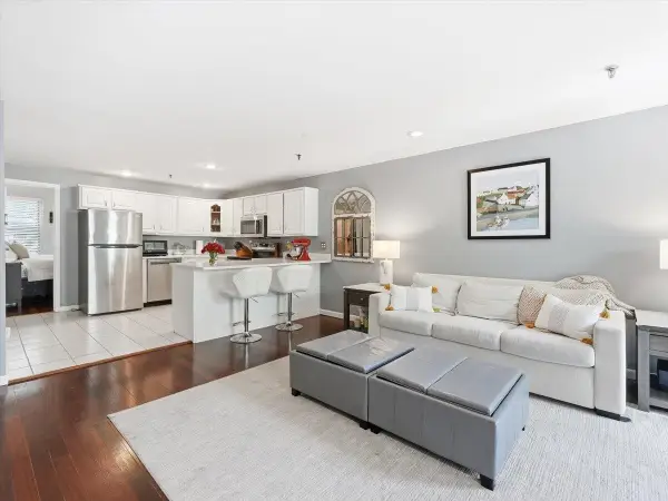 84 MONROE ST #3, Hoboken, NJ 07030