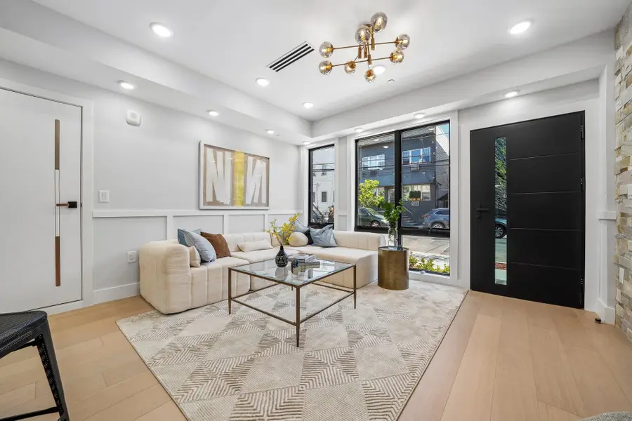 33 BLEECKER ST #1, Jersey City, NJ 07307 - #2
