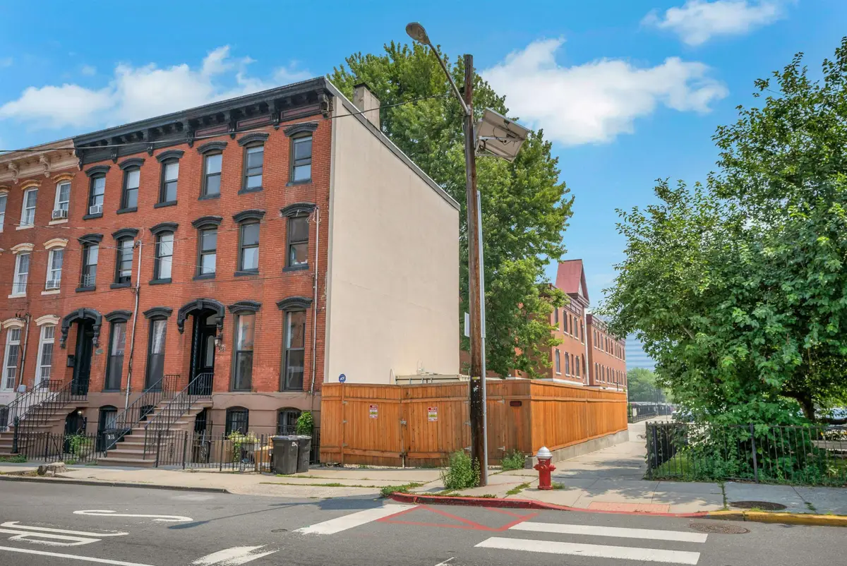 514 MANILA AVE, Jersey City, NJ 07302 - #1