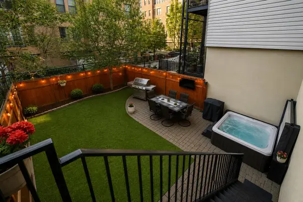 128 JACKSON ST #2B, Hoboken, NJ 07030