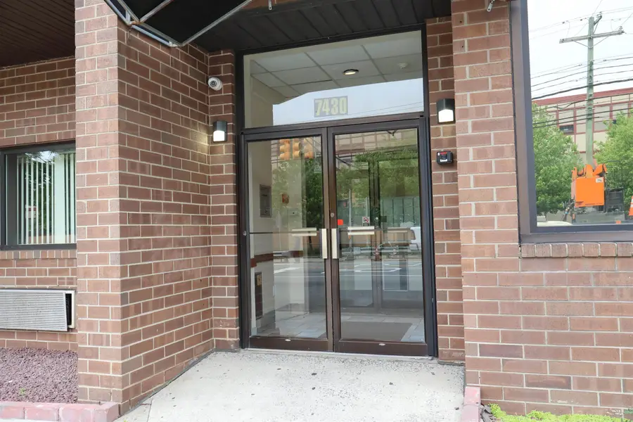 7430 JOHN F KENNEDY BLVD #103, North Bergen, NJ 07047 - #3