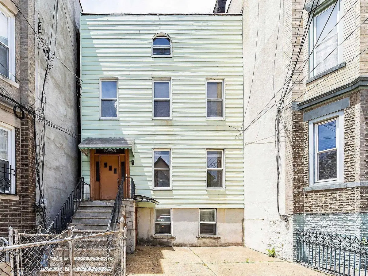 205 OGDEN AVE, Jersey City, NJ 07307 - #1