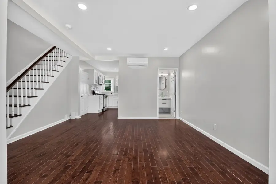 46 EAST 44TH ST, Bayonne, NJ 07002 - #2
