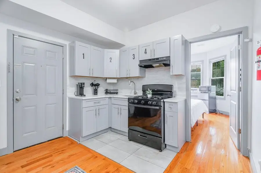 157 BIDWELL AVE, Jersey City, NJ 07304 - #2