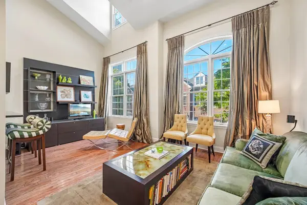 135 ABBIE CT #135, Guttenberg, NJ 07093
