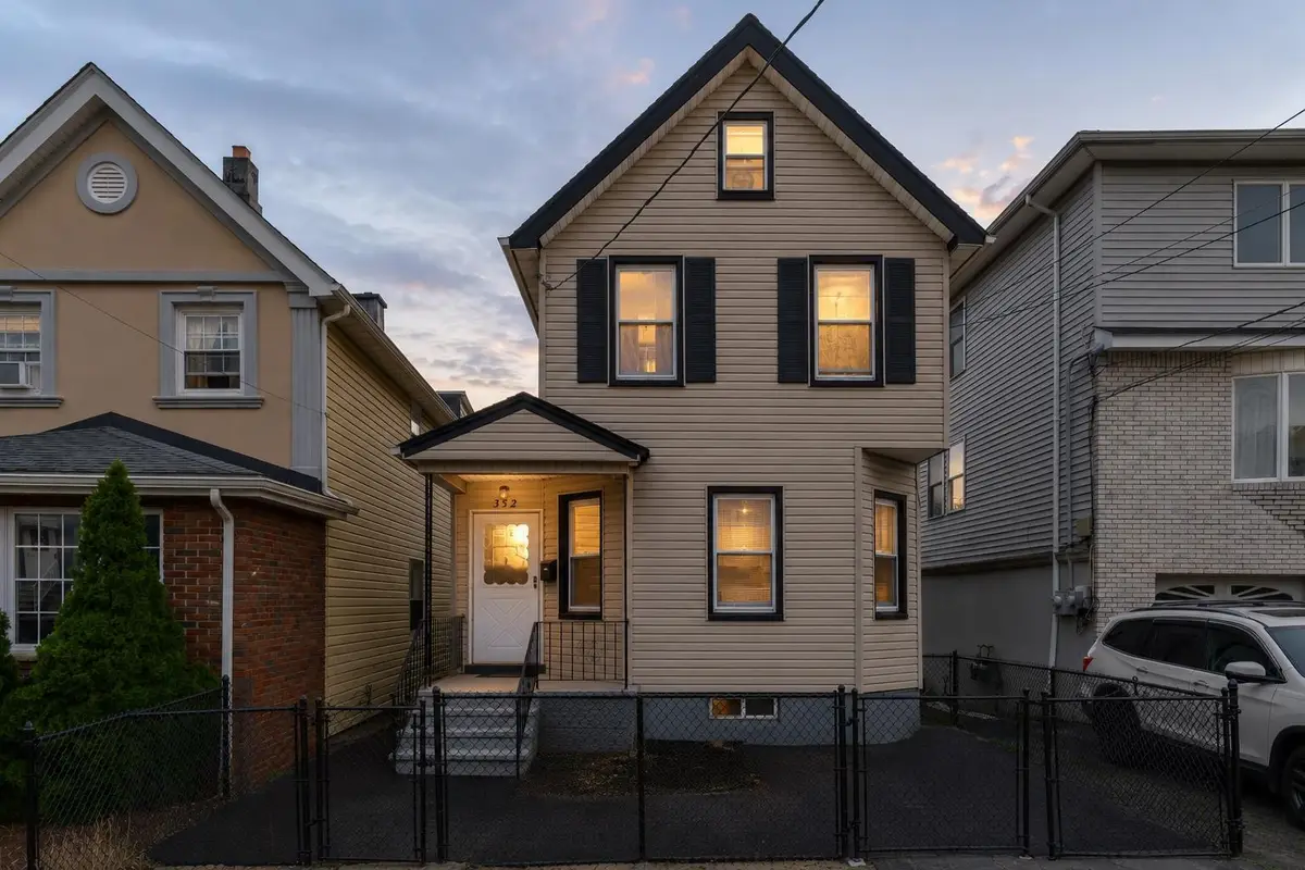 352 FOREST ST, Kearny, NJ 07032 - #1