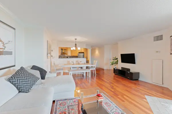 719 HARMON COVE TOWER #719, Secaucus, NJ 07094
