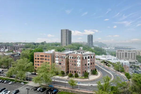 7435 BLVD EAST #39, North Bergen, NJ 07047