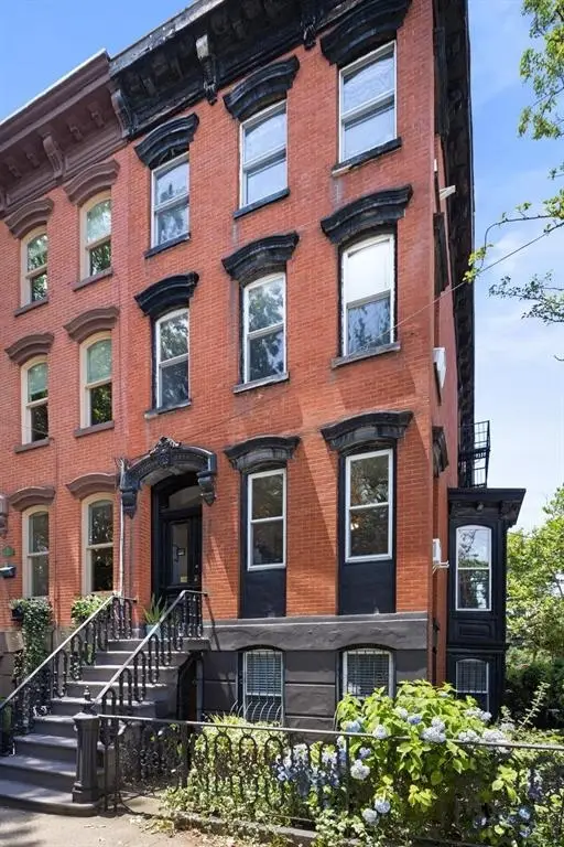 24 WEST HAMILTON PL, Jersey City, NJ 07302 - #2