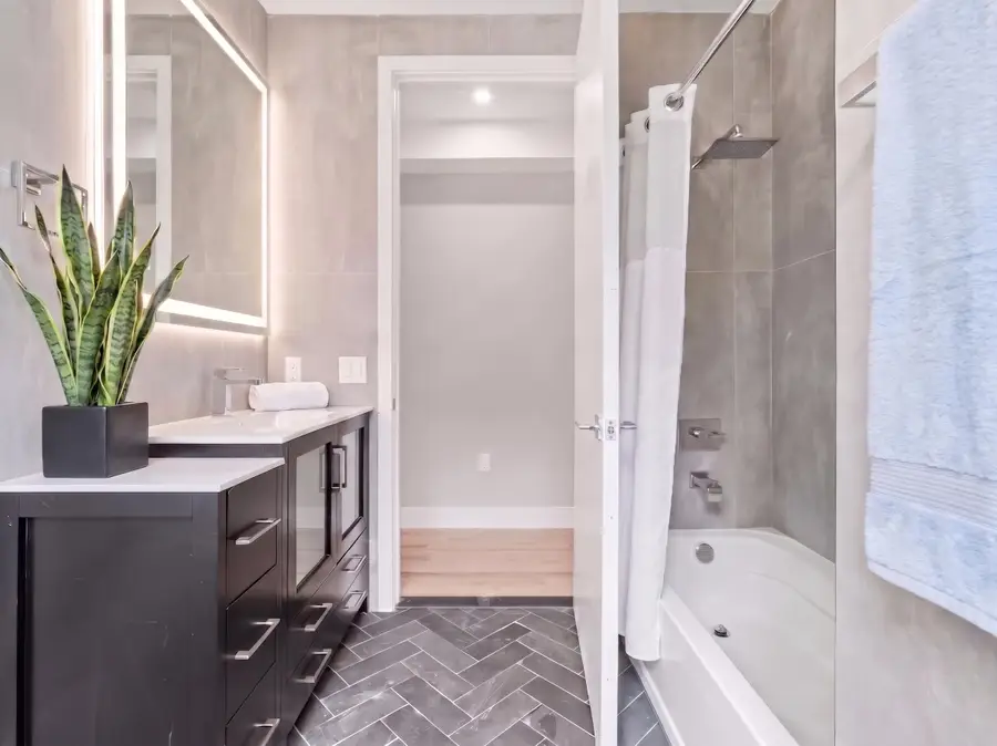 437 OGDEN AVE #2R, Jersey City, NJ 07307 - #3