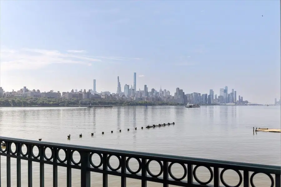 217 THE PROMENADE #217, Edgewater, NJ 07020 - #3