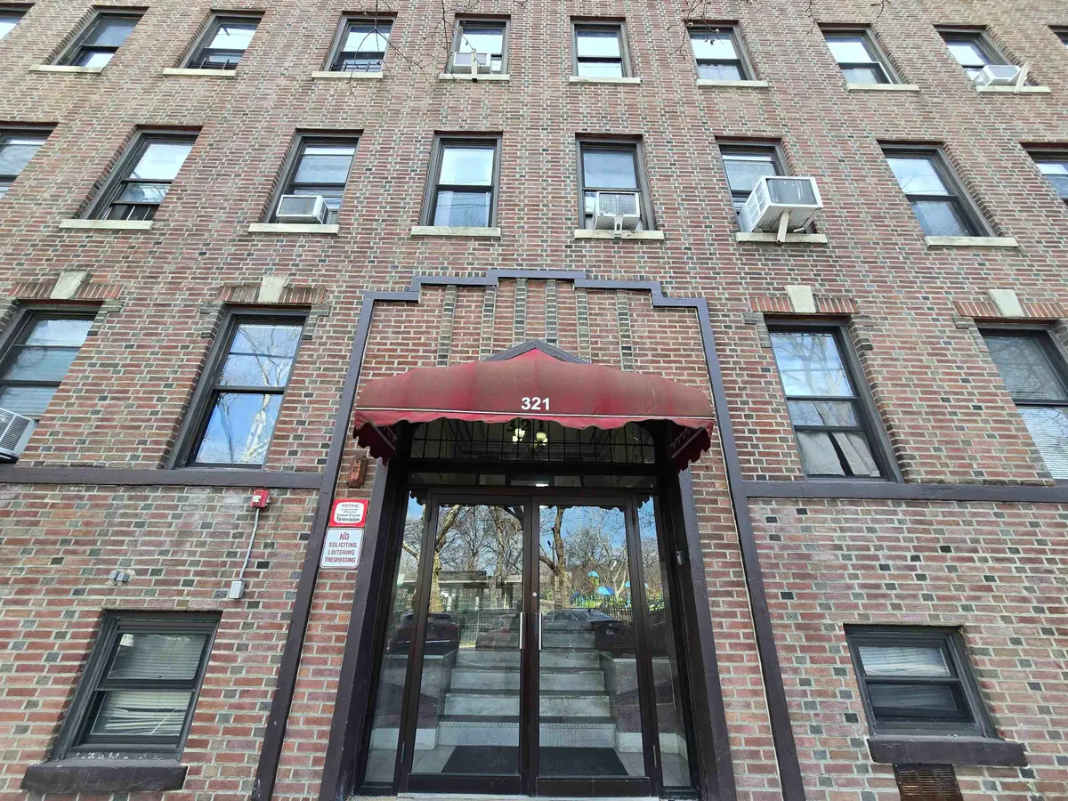 321 79TH ST #8, North Bergen, NJ 07047 - #1