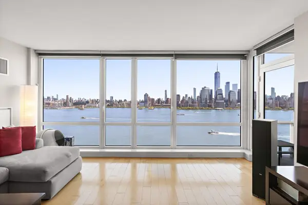 2 2ND ST #2403, JC, Downtown, NJ 07302