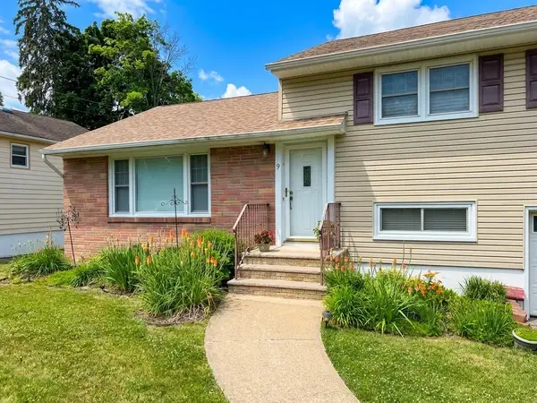 9 WESTMINSTER TERRACE, West Orange, NJ 07052