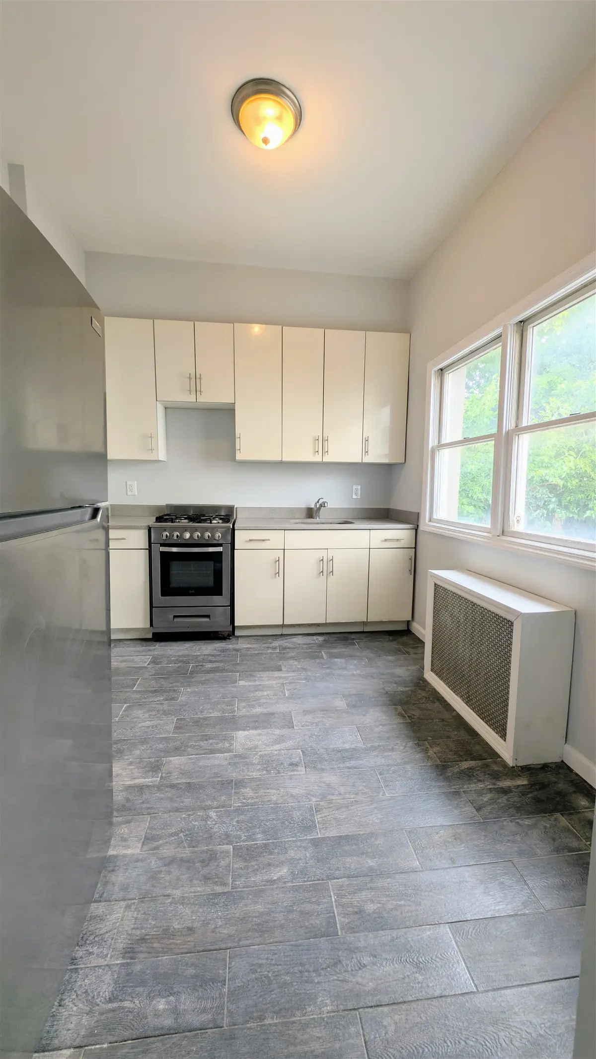 150 MALLORY AVE, Jersey City, NJ 07304 - #1