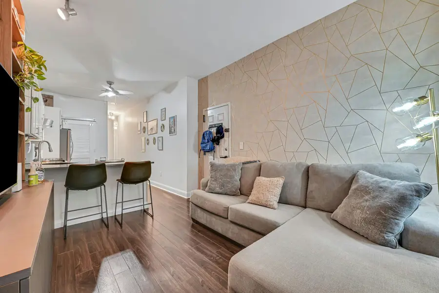 70 PARK AVE #1 (1L), Hoboken, NJ 07030 - #3