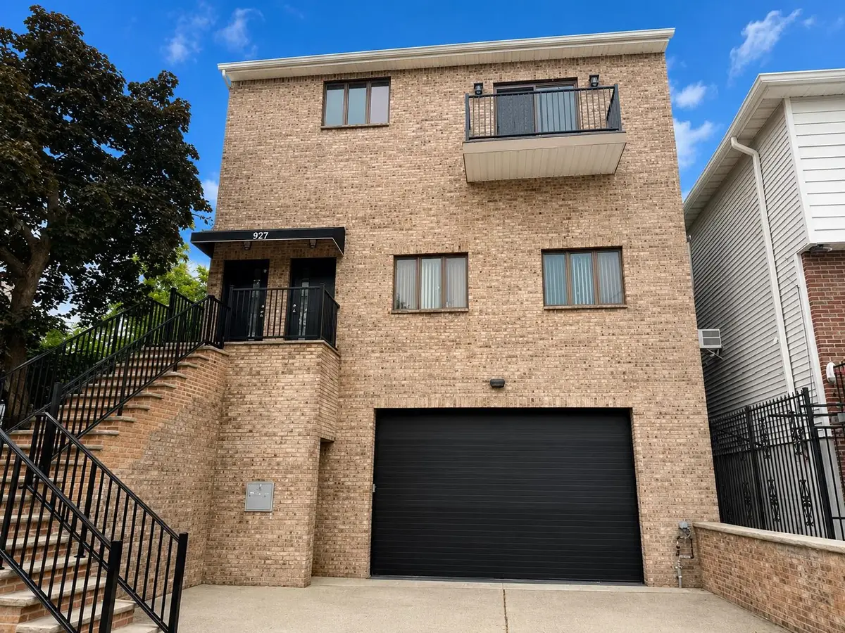 927 PAVONIA AVE, Jersey City, NJ 07306 - #1