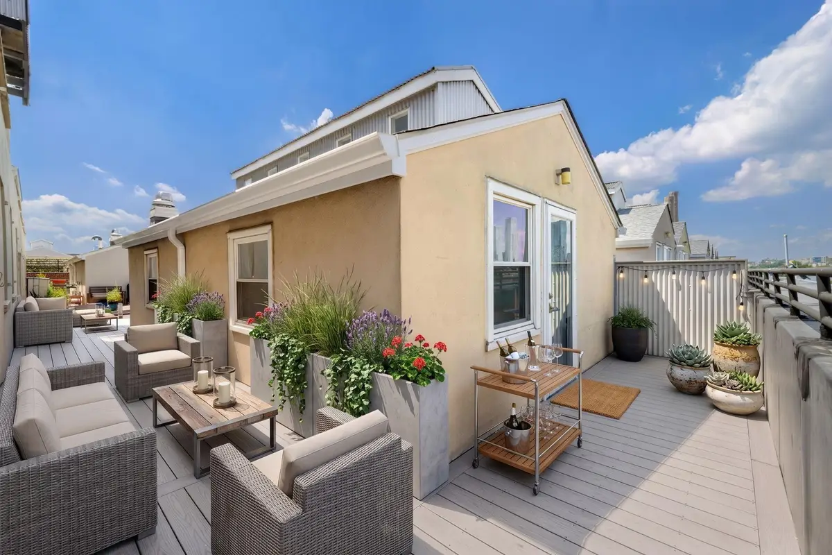 227 CHRISTOPHER COLUMBUS DR #422b, Jersey City, NJ 07302 - #1